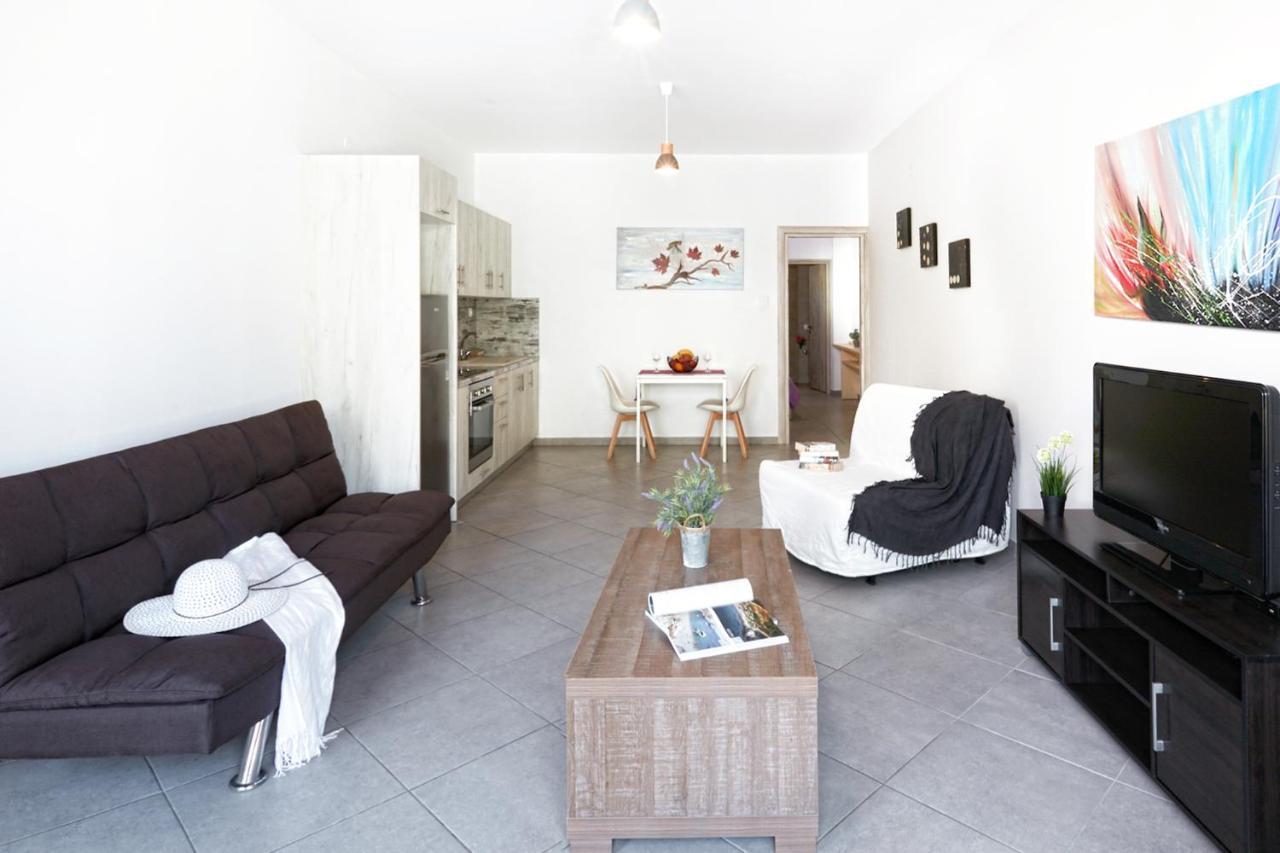 Stenaki Skiathos Town Exterior photo